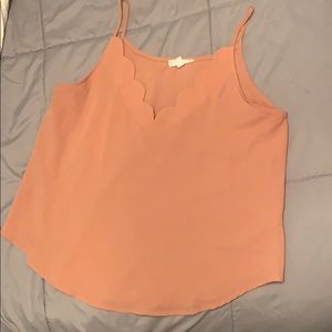 E&M scalloped tank